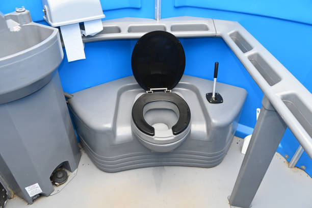 Best Porta potty rental near me  in Poplar Grove, IL